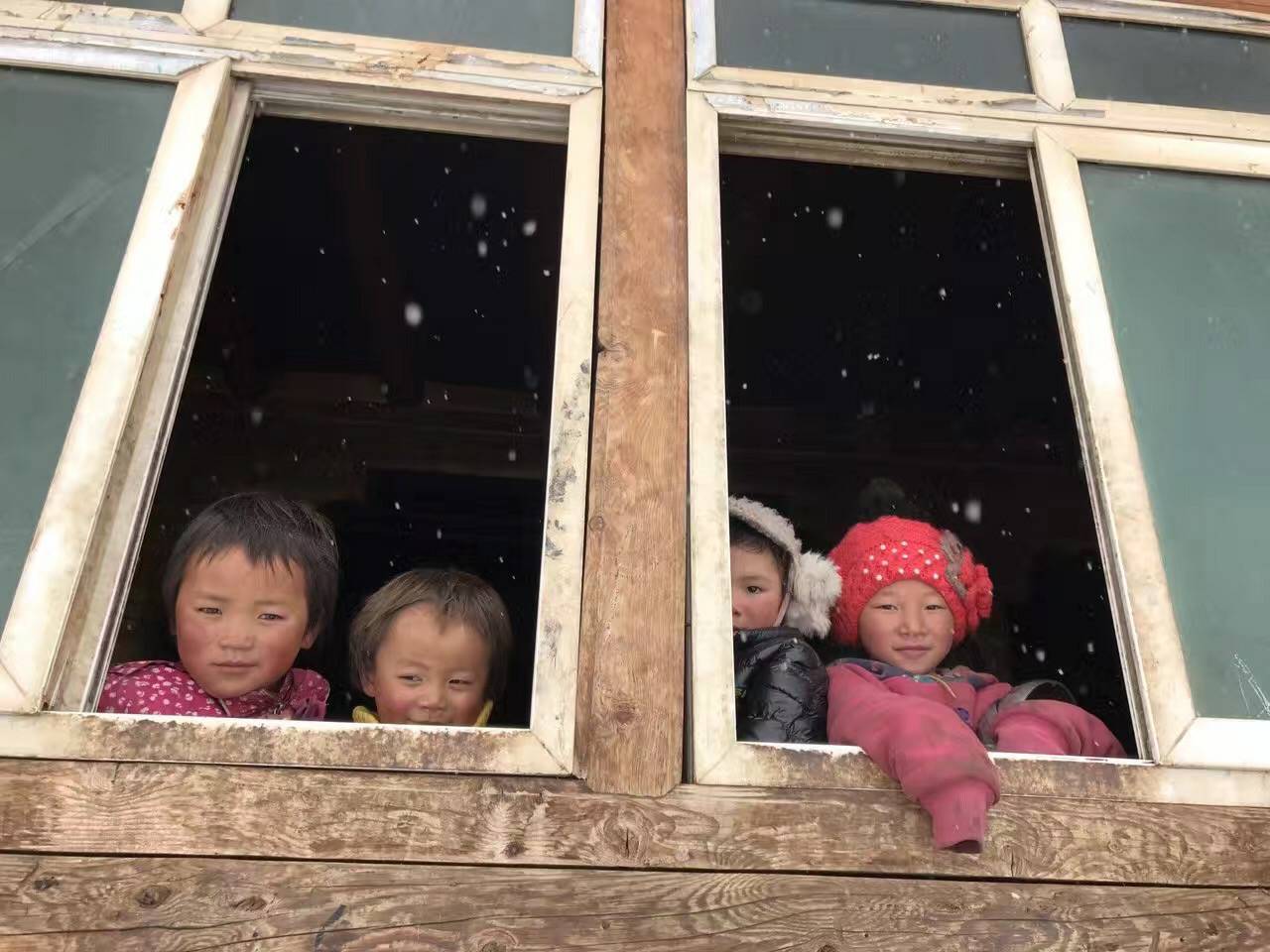 哈尔滨纬轩活动策划有限公司公益回顾丨家国同欢月同圆 温暖满载甘孜州(图9)